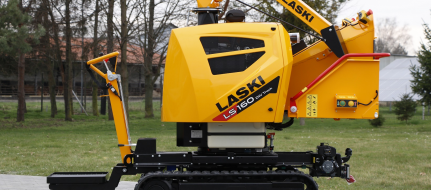 Powerful chipper on tracked chassis with diesel engine LS 160 DW Track M